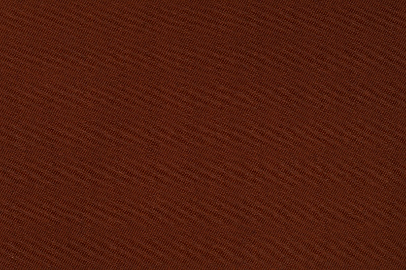 600235