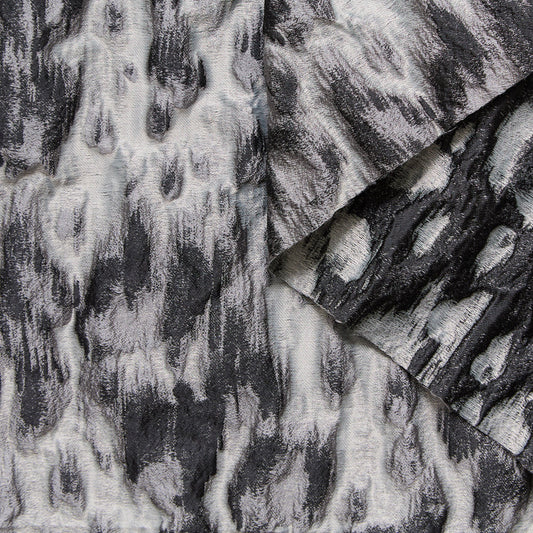 Animal Jacquard Cloqué